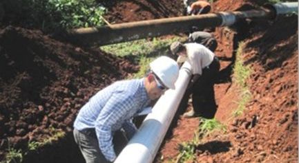 Instalación del sistema de agua potable los barrios Santa María y San Pedro